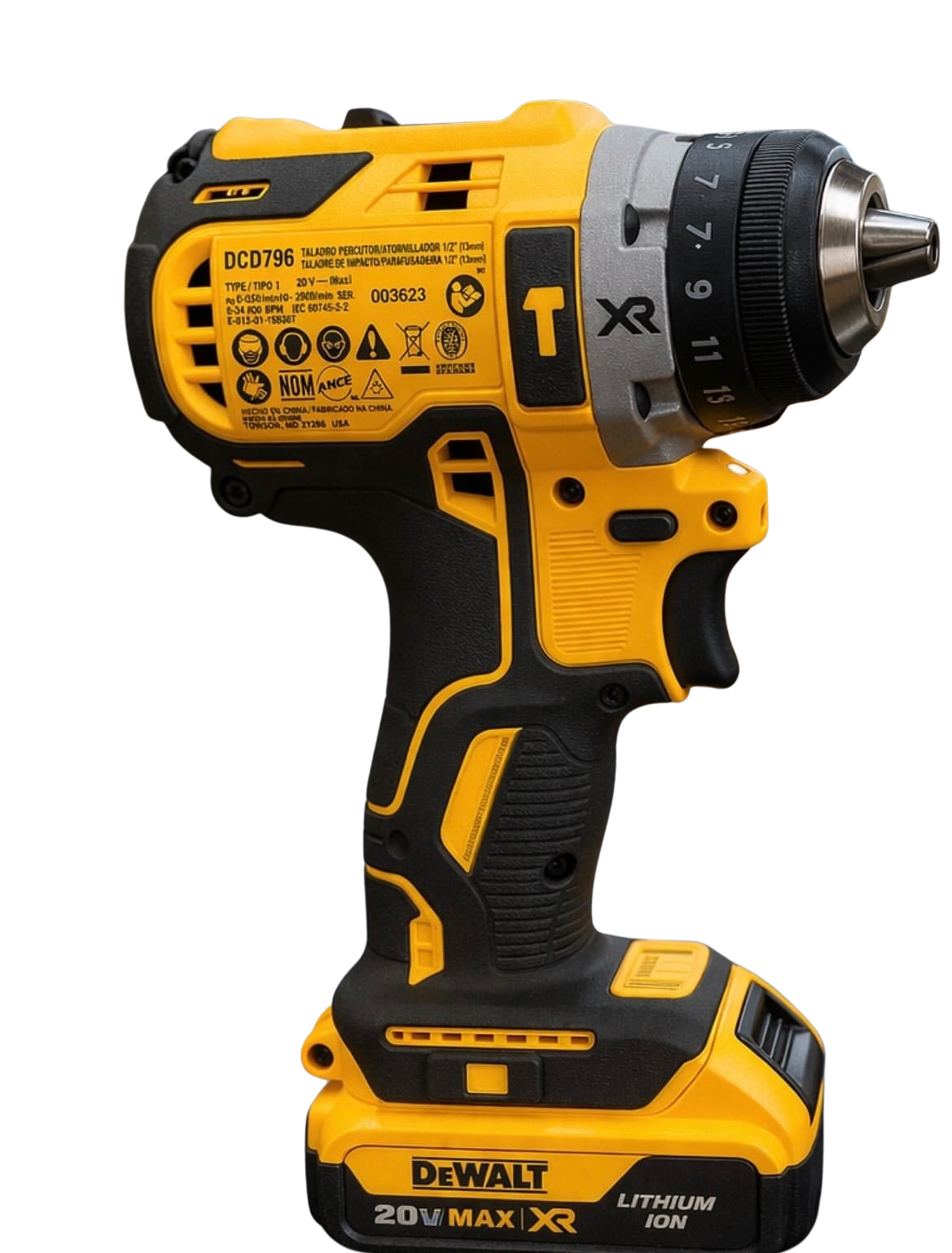 Parafusadeira / Furadeira de Impacto DCD796 — DeWalt